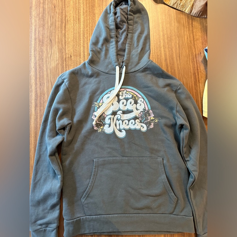 Women’s sweatshirt/hoodie The Bees Knees size S